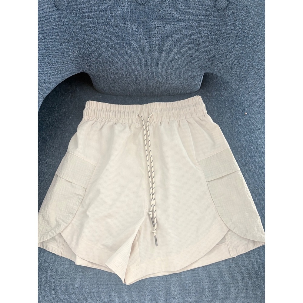 New In Ivory Grid Ripstop Cargo Shorts High Rise Drawstring Athletic Size Medium